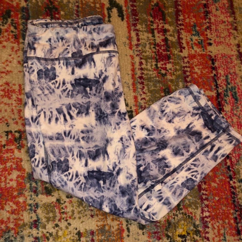 Necessity Leggings